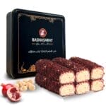 حلقوم مزين بالرمان محشو بالبندق والكريمة