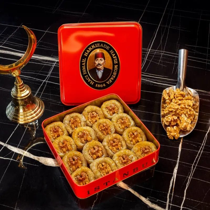 Sultan baklava with walnuts Hafez Mustafa