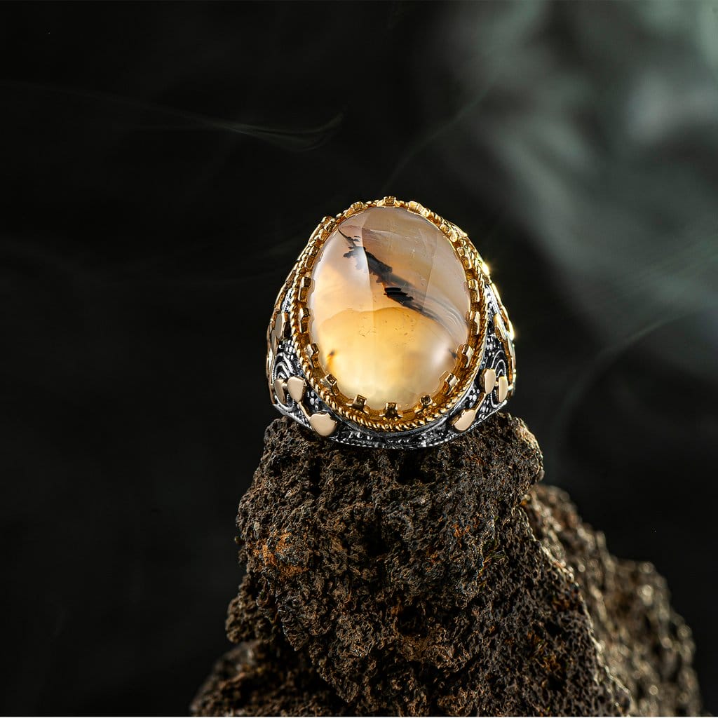 Men's silver ring with yellow Yemeni agate stone, 925 caliber. Fast delivery to all countries of the world within 3-5 days, from Bashasaray to your doorstep. Order now