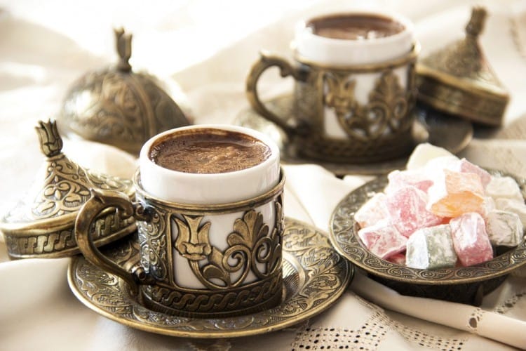 قهوة تركية مع الحلقوم التركي