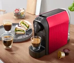 ماكينة قهوة تشيبو Cafissimo - لون أحمر