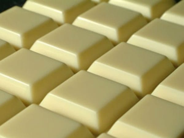 أشهر العلامات التجارية للشوكولا البيضاء النقية