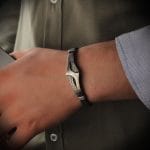 ⁦سوار جلد من الفضة الاسترليني 925 منقوش للرجال⁩ - الصورة ⁦3⁩