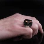 ⁦خاتم رجالي من الفضة الإسترليني عيار 925 بحجر الزولتانيت⁩ - الصورة ⁦3⁩