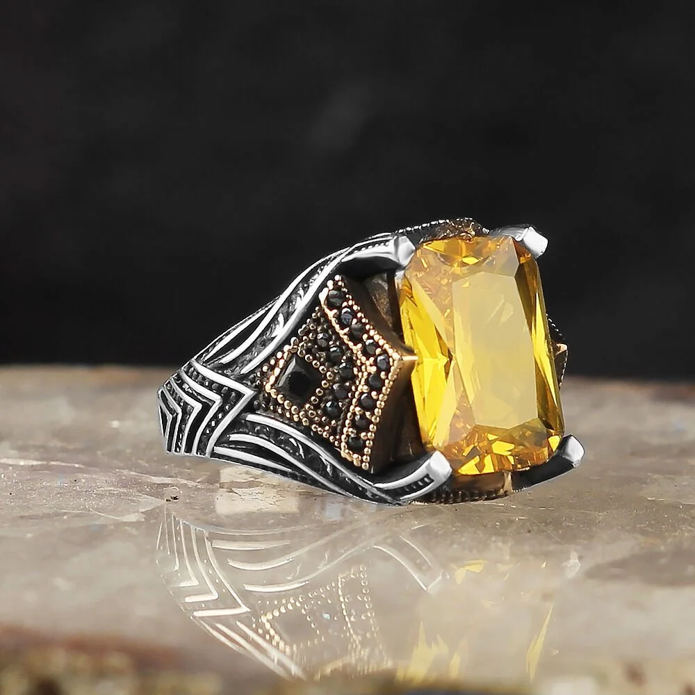 Men's sterling silver ring with a 925 purity featuring a yellow citrine stone