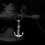 ⁦قلادة رجالي من الفضة الإسترليني عيار 925 موديل كابا⁩ - الصورة ⁦2⁩