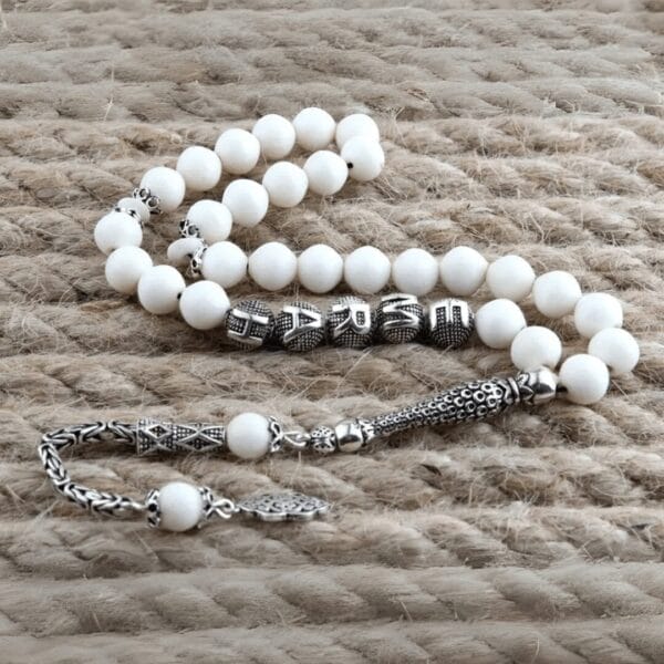 سبحة من عظم الجمل