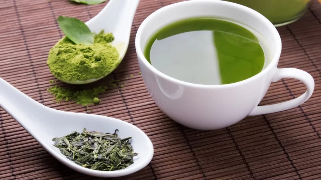مكونات الشاي الأخضر
